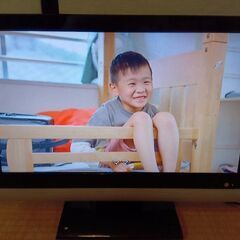 【引取り限定】液晶テレビ19インチ　Visoleの画像