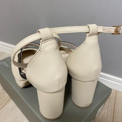 dazzlinダスリンヒールの画像