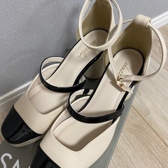 dazzlinダスリンヒールの画像