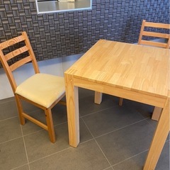IKEA 木製ダイニングテーブル　イス2脚　ダイニングセット