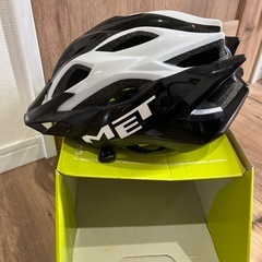 ヘルメット　自転車　　の画像