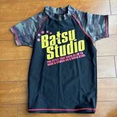 ラッシュガードの画像
