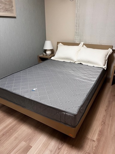 引渡予定者有】ダブルベッド フレーム+マットレス