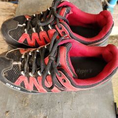 中古　安全靴　２６.5センチの画像