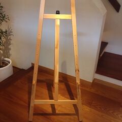 【木製イーゼル】の画像