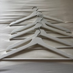 IKEA 木製ハンガー5本セット
