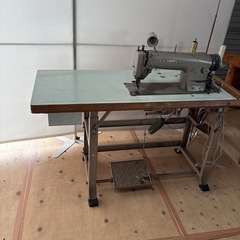 工業ミシン平台MITSUBISHI DY-330中古品の画像
