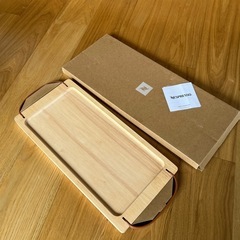 非売品　Nespresso 木製トレイ レザー持ち手付き