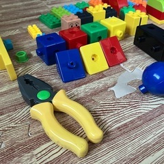 おもちゃ　いろいろなブロックの画像