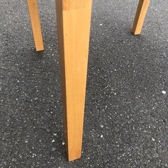 ダイニングテーブルの画像