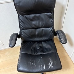 ニトリ　オフィスチェア(合皮素材)