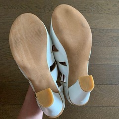 【ほぼ未使用】サンダル パンプス サンダル　グラディエーター 24〜24.5cm ホワイトの画像