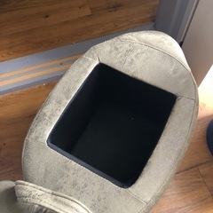 恐竜のスツールの画像