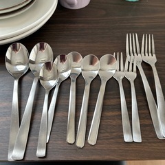 食器セットの画像