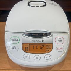 ヤマダ YAMADA ハーブリラックス マイコン式 炊飯器 5.5合炊き YEC-M10D1