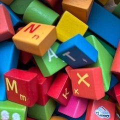子供積み木　知育玩具の画像