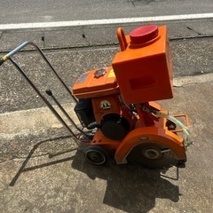 三笠 舗装路 コンクリートカッター