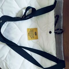 【新品タグ付き未使用】軽い！【kiu】撥水加工バッグの画像
