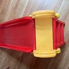 アンパンマン昭和滑り台の画像