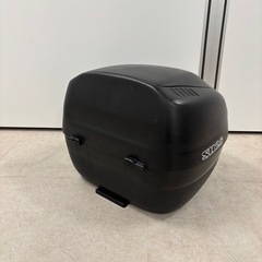 【値下げ】バイク用リアボックス　SHAD SH25 付属品付きの画像
