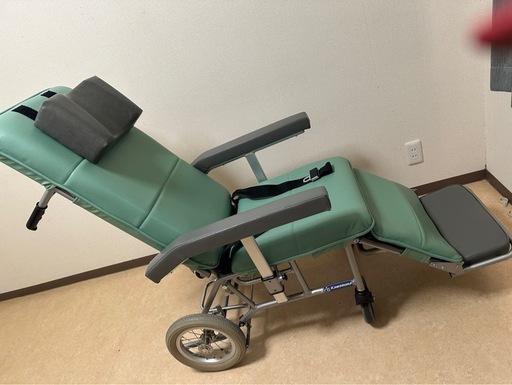 フルリクライニング車椅子