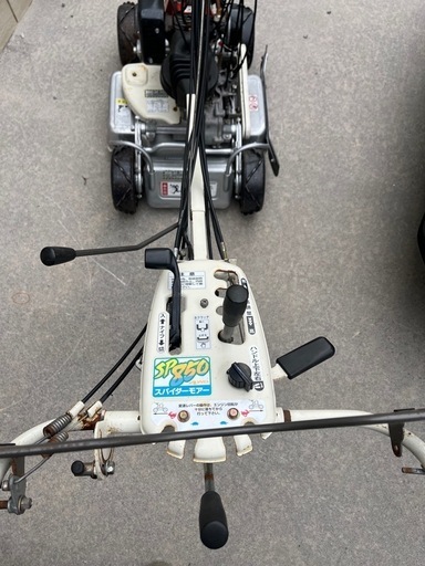 受付一時中断　自走式草刈機 スパイダーモアSP850
