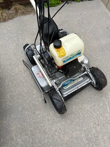 受付一時中断　自走式草刈機 スパイダーモアSP850