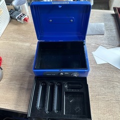 小型金庫の画像