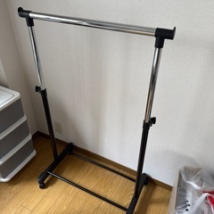 衣装ハンガー掛け