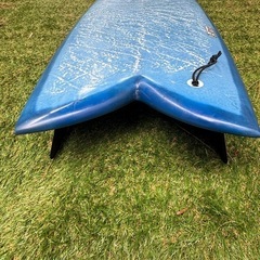 マイクシェイプス マジックカーペットツイン ブルー 5'10 フィン付き