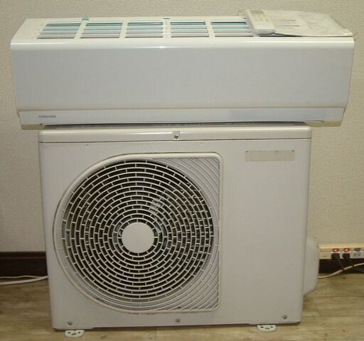 ジモティ来店特価!!　エアコン　東芝　RAS-G221P　2021　　J-2501114 ジモティ来店特価!! エアコン 東芝 RAS-G221P 2021 J-2501114