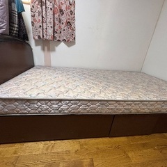 シングルベッド