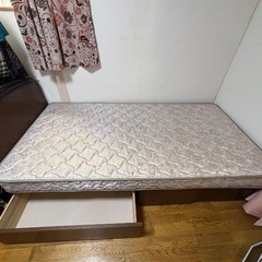 シングルベッドの画像