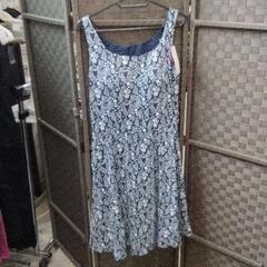 0526-390 UNIQLO　LIBGRTY フレアブラワンピース
