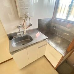 ★家賃5.2万円・即入居★東急田園都市線『用賀』駅徒歩５分♪『桜新町』駅も利用可能♪2面採光・バストイレ別♪ − 東京都