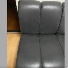 無料❗️革張りソファー