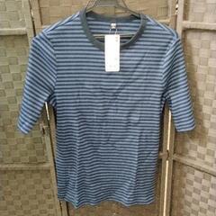 0526-427 UNIQLO　トップス