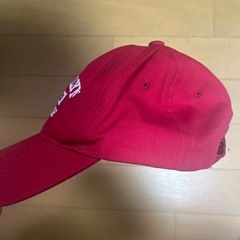 ブルックリン キャップ 赤 帽子 ニューヨークの画像