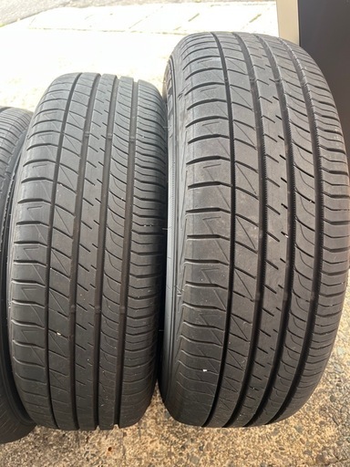 195-65-15 ラジアル 4本 バリ山 2022年 オーリスより取外し