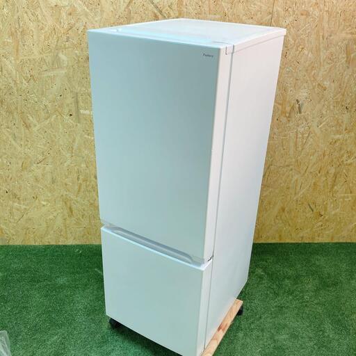 ①ノンフロン冷蔵庫（REFAGE、2024年製、YRZ -F15Lw