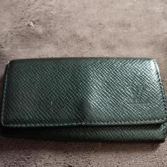 ルイヴィトン　BVLGARI　キーケース