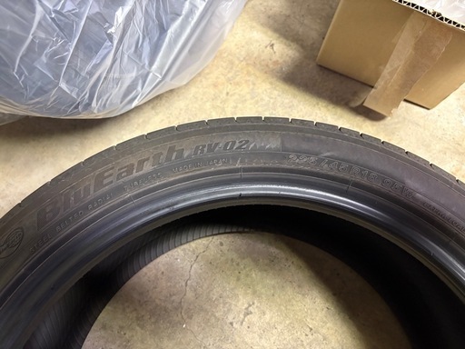 YOKOHAMA BluEarth RV-02 225/45R18　18インチ 夏タイヤ