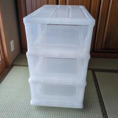 収納ケース　3段　白色　差し上げます