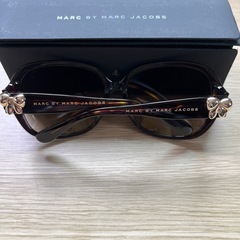 MARC JACOBS マークバイマークジェイコブス サングラスの画像