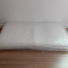 プチプチ　梱包材