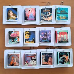 ディズニークラッシック・絵本ケース付きマスコットフィギュア全１２種