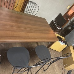 テーブル
の画像