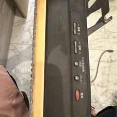 （取引中）壁掛け金具付きの32型テレビ の画像