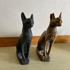 エジプトで購入した猫の置物