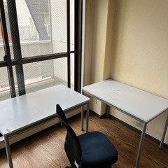 テーブル